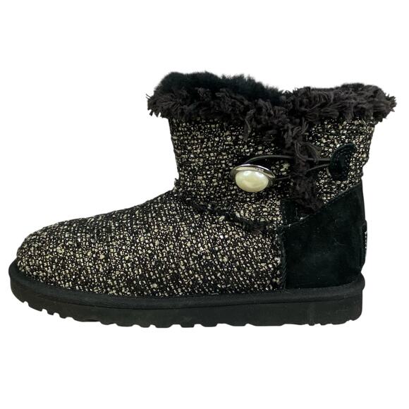 UGG Women's Bailey Button Black Pearl Button Pull On Winter Boots Size US 6 - Picture 3 of 10